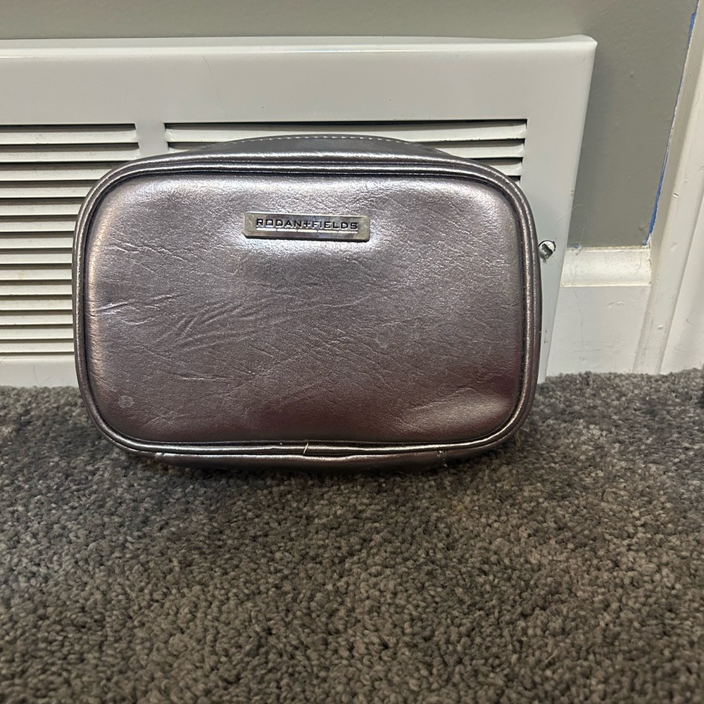 Rodan + Fields Silver Leather Pouch makeup bag with mini mirror